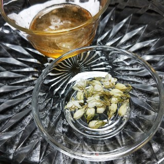 青柠茉莉花蜂蜜茶的做法步骤：2