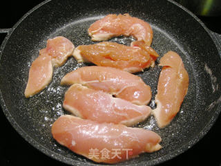 蚝油鸡胸肉的做法步骤：2