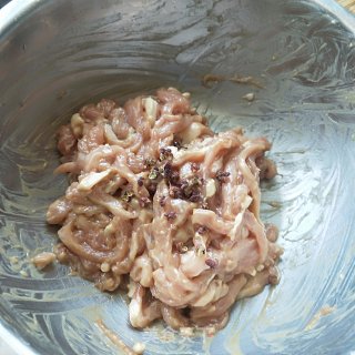 姜爆肉丝的做法步骤：4
