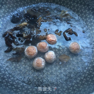 牛肉丸时蔬汤的做法步骤：6