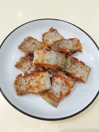 香煎咸带鱼的做法步骤：5