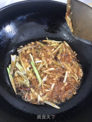 糖醋排骨的做法步骤：5