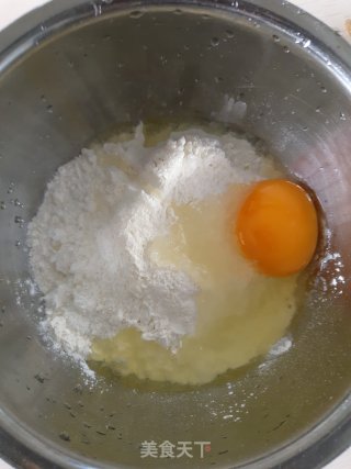 香甜紫薯蛋饼的做法步骤：1