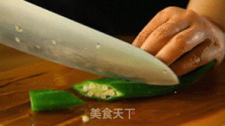 有家鲜厨房：蚝油秋葵黑皮鸡枞菌的做法步骤：2