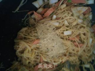 家庭版烤冷面的做法步骤：6