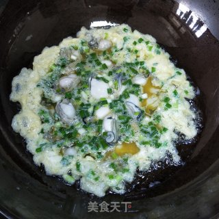 生蚝煎鸡蛋的做法步骤：8