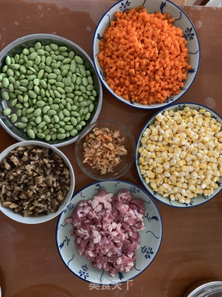 糯米烧卖～好吃的做法步骤：1