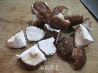 香菇蒸中翅的做法步骤：2