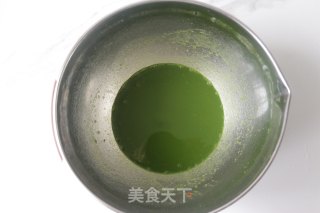 抹茶奶油蛋糕卷的做法步骤：6