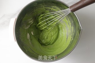 抹茶奶油蛋糕卷的做法步骤：8