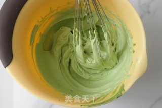 抹茶奶油蛋糕卷的做法步骤：24