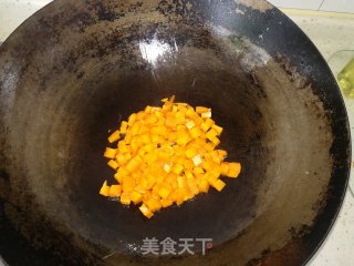 腊肉炒杂蔬的做法步骤：4
