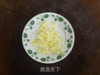 蒜蓉菜心的做法步骤：2