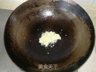 蒜蓉菜心的做法步骤：3