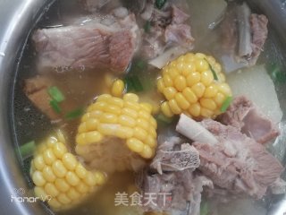 排骨冬瓜玉米汤的做法步骤：7