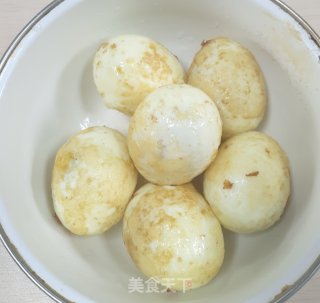 牛肉卤蛋的做法步骤：3