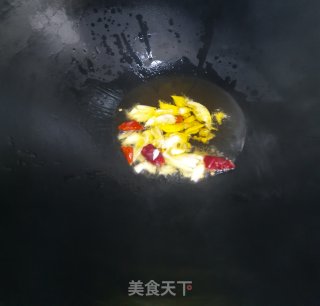 辣炒西瓜瓤的做法步骤：6