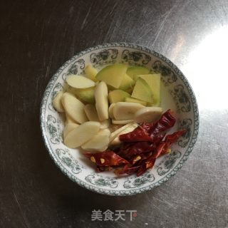 小鸡烧毛豆的做法步骤：3
