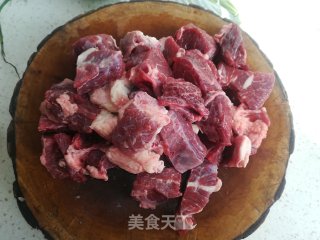 香辣牛肉的做法步骤：1