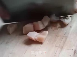 辣炒鸡丁的做法步骤：1