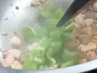 辣炒鸡丁的做法步骤：6