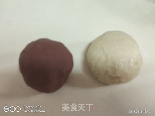 桃花酥的做法步骤：1