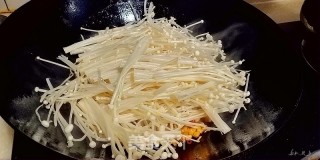 肉末金针菇的做法步骤：8