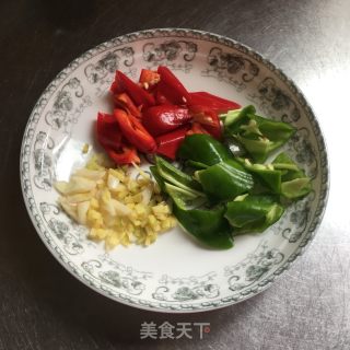 小炒白玉菇的做法步骤：3
