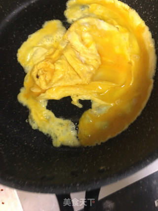 韭菜苔炒鸡蛋的做法步骤：4