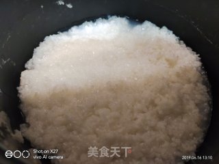 胡萝卜蘑菇粥的做法步骤：2
