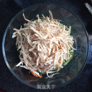 手撕香辣鸡丝的做法步骤：5