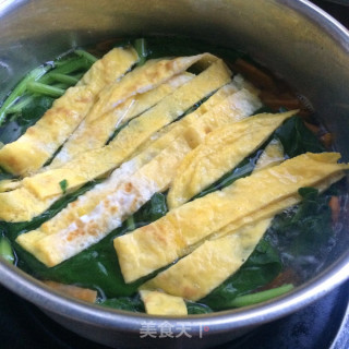 菠菜蛋皮汤的做法步骤：7