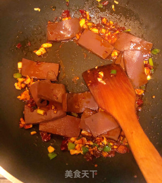 水煮鸭血的做法步骤：6
