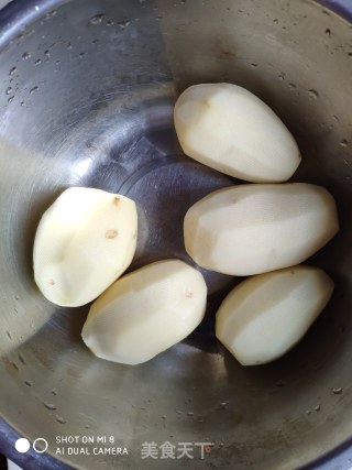 土豆饼的做法步骤：2