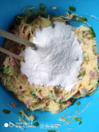 土豆饼的做法步骤：5