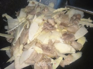 鲜笋肉片汤的做法步骤：5