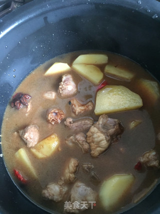土豆烧排骨的做法步骤：6