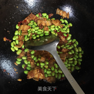 白玉菇炒毛豆的做法步骤：7