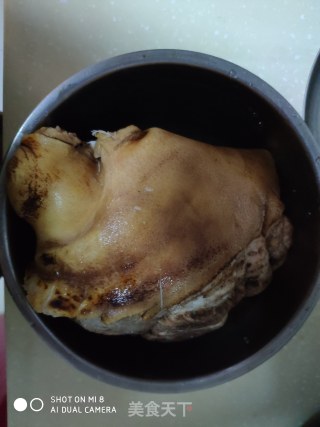 肉夹馍的做法步骤：1