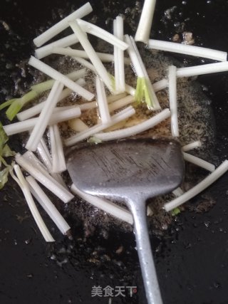 芹菜牛肉丝的做法步骤：5