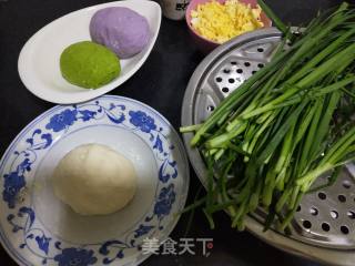 煎彩色烧麦的做法步骤：1