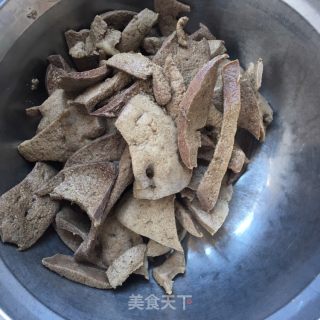 “下酒菜”西葫芦炒猪肝的做法步骤：5
