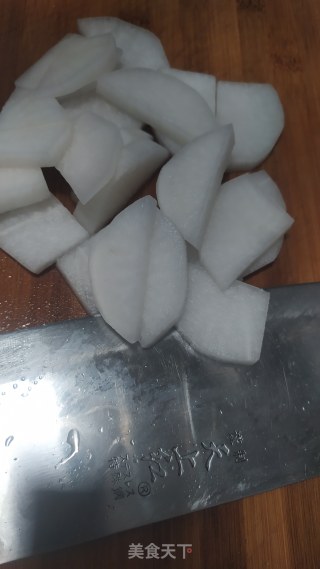 草鱼焖萝卜的做法步骤：3