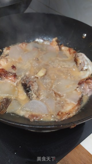 草鱼焖萝卜的做法步骤：7