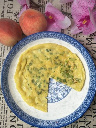 葱香糯米蛋饼的做法步骤：8