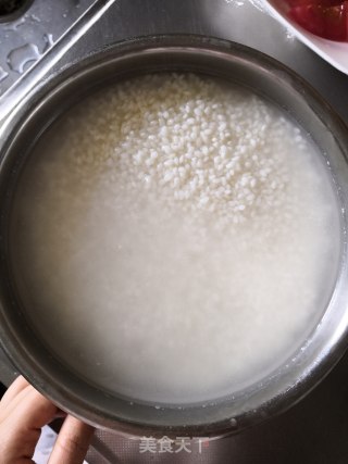 糯米糍粑的做法步骤：1
