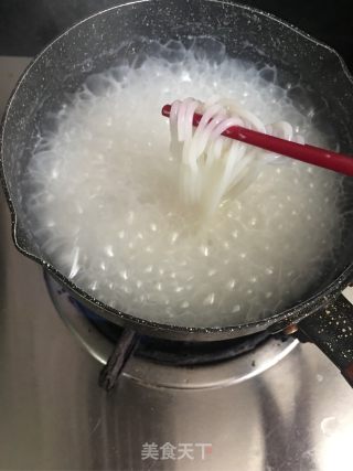 荷包蛋螺丝粉的做法步骤：5