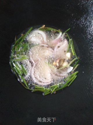 葱油手撕鸡的做法步骤：4
