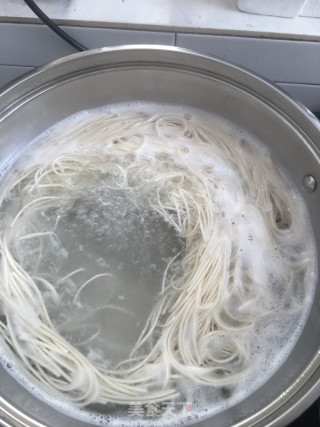 炸酱面的做法步骤：7