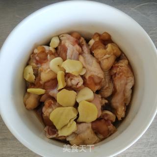 办公室美食时光～微波炉酱鸡小腿的做法步骤：4